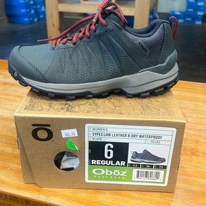 Oboz Womens Sypes Low Leather B-Dry Waterproof